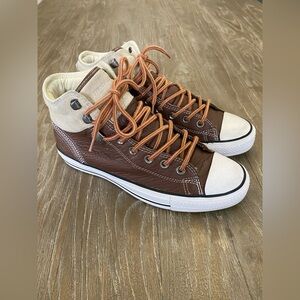 Converse Chuck Taylor “Hiker” • Men’s size 8